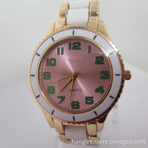 2014factory OEM Wholesale Fashion New Style Wrist Watch